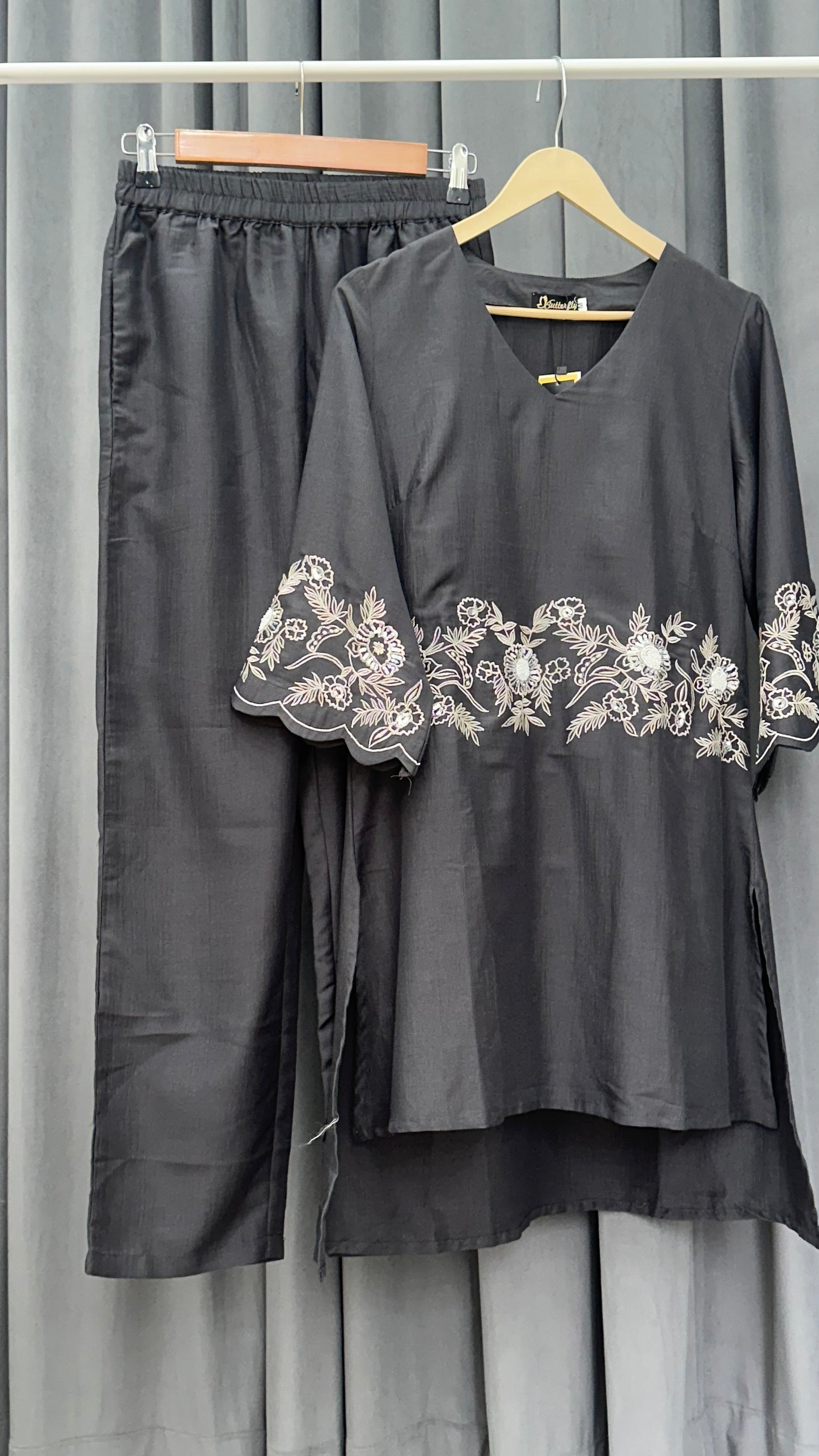 Adaah Two Piece Set