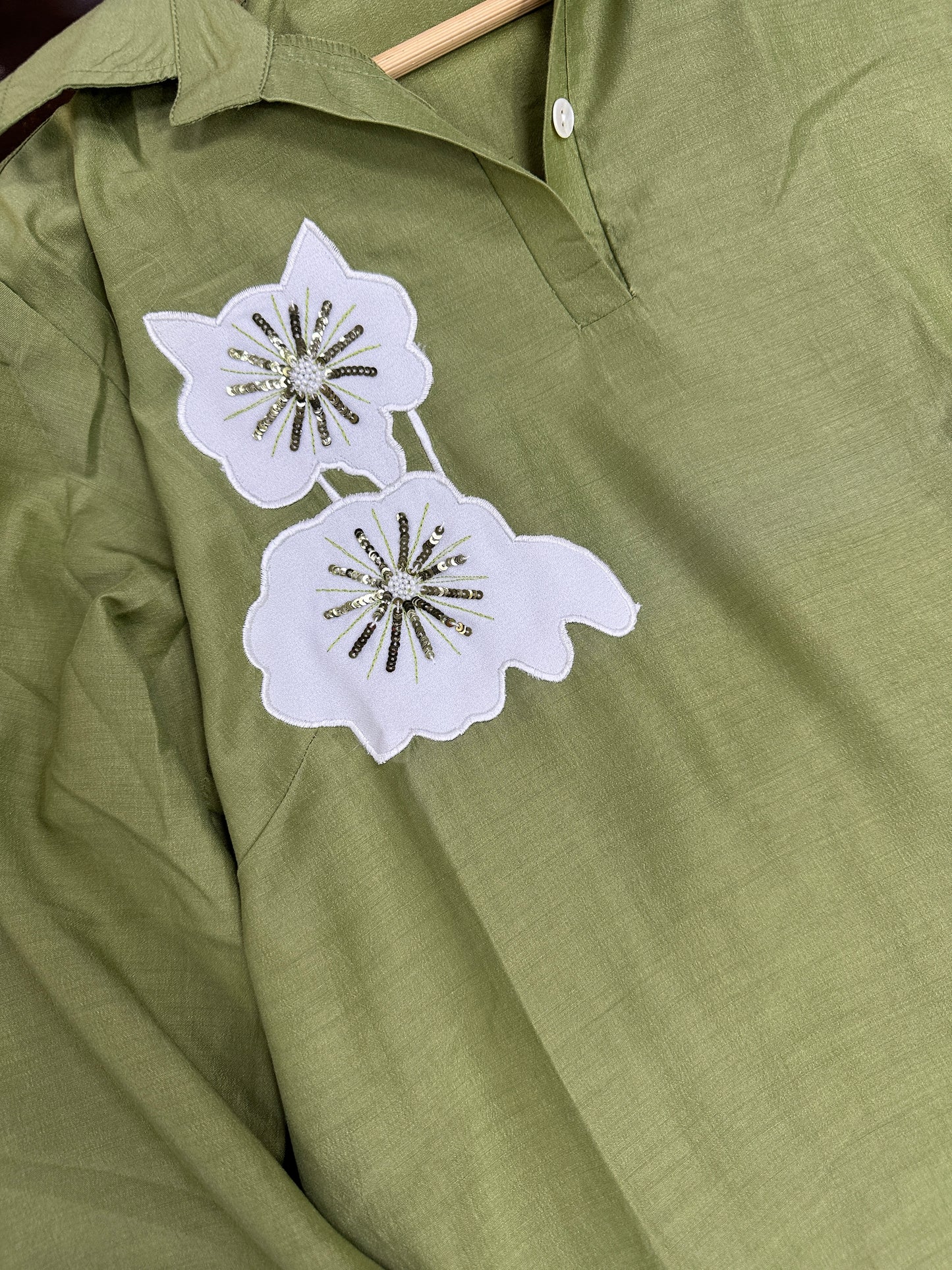Collar style kurta set