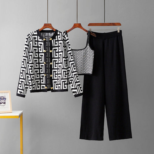 Classic Pattern Three Piece Set