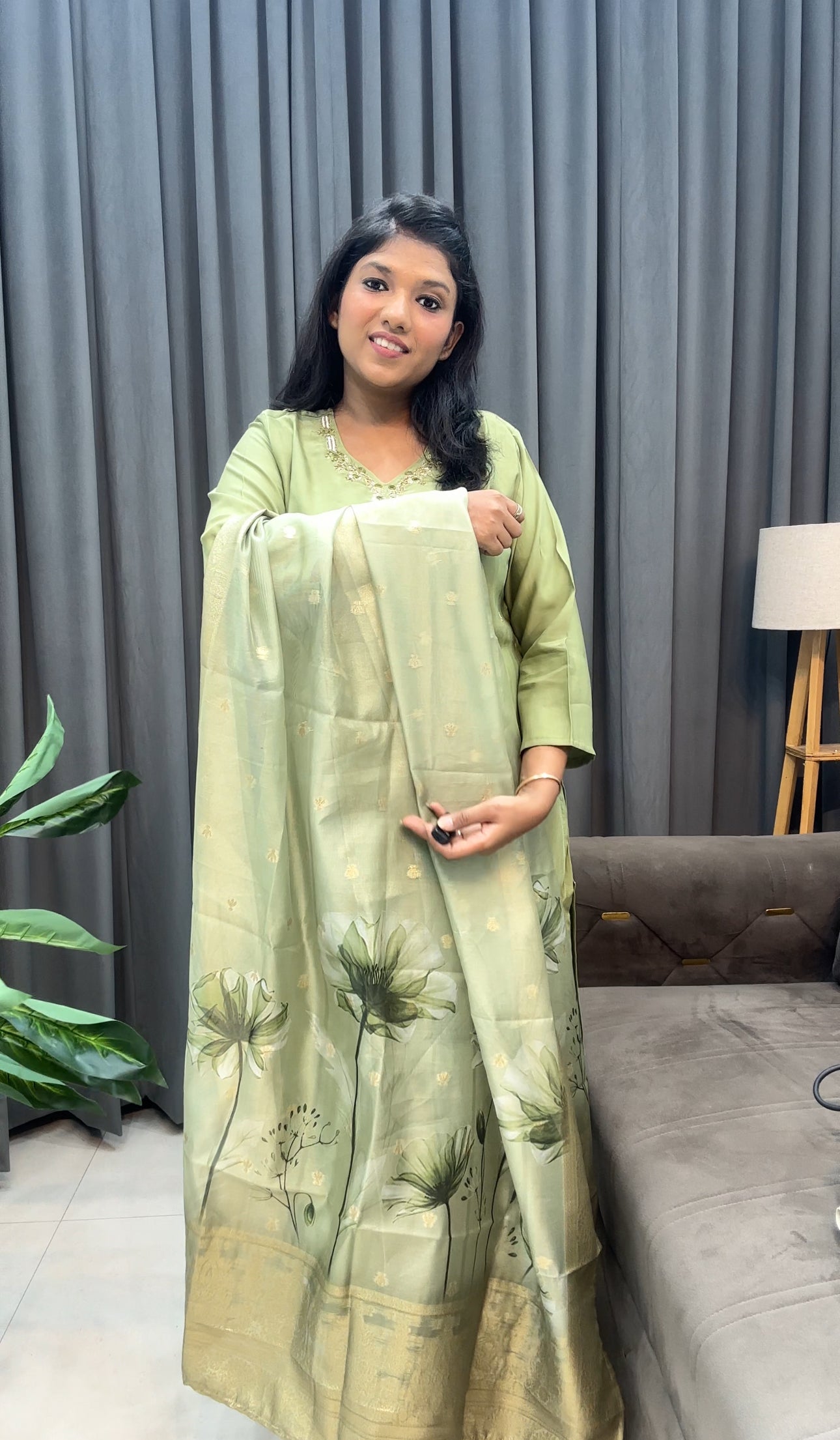 Siya Three Piece Set