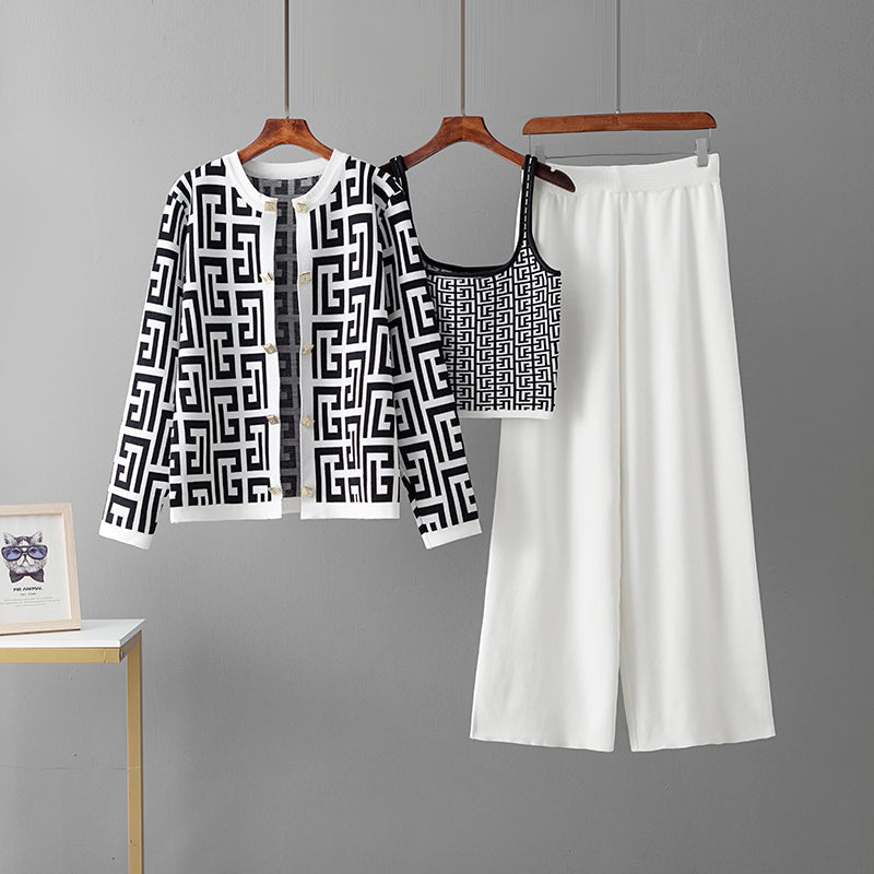 Classic Pattern Three Piece Set